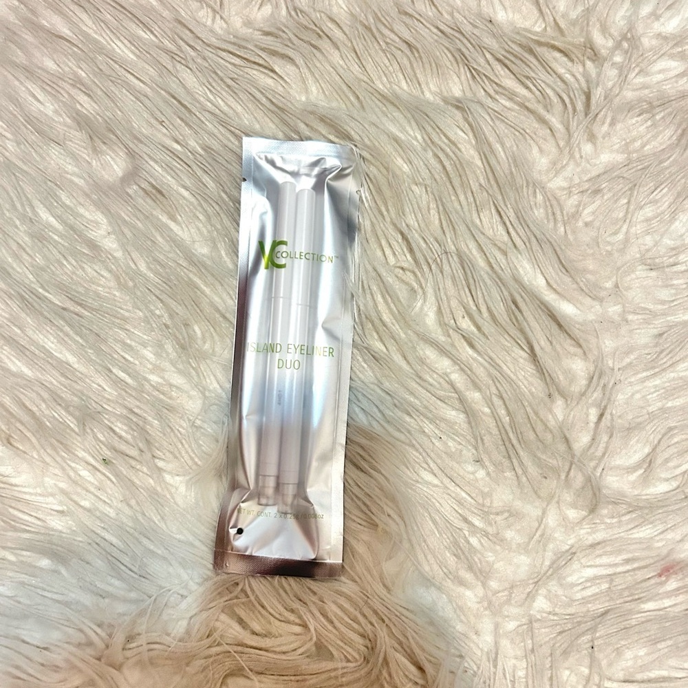 YC Collection Island Eyeliner Duo